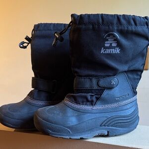 Kamik Navy and Gray Winter Boots